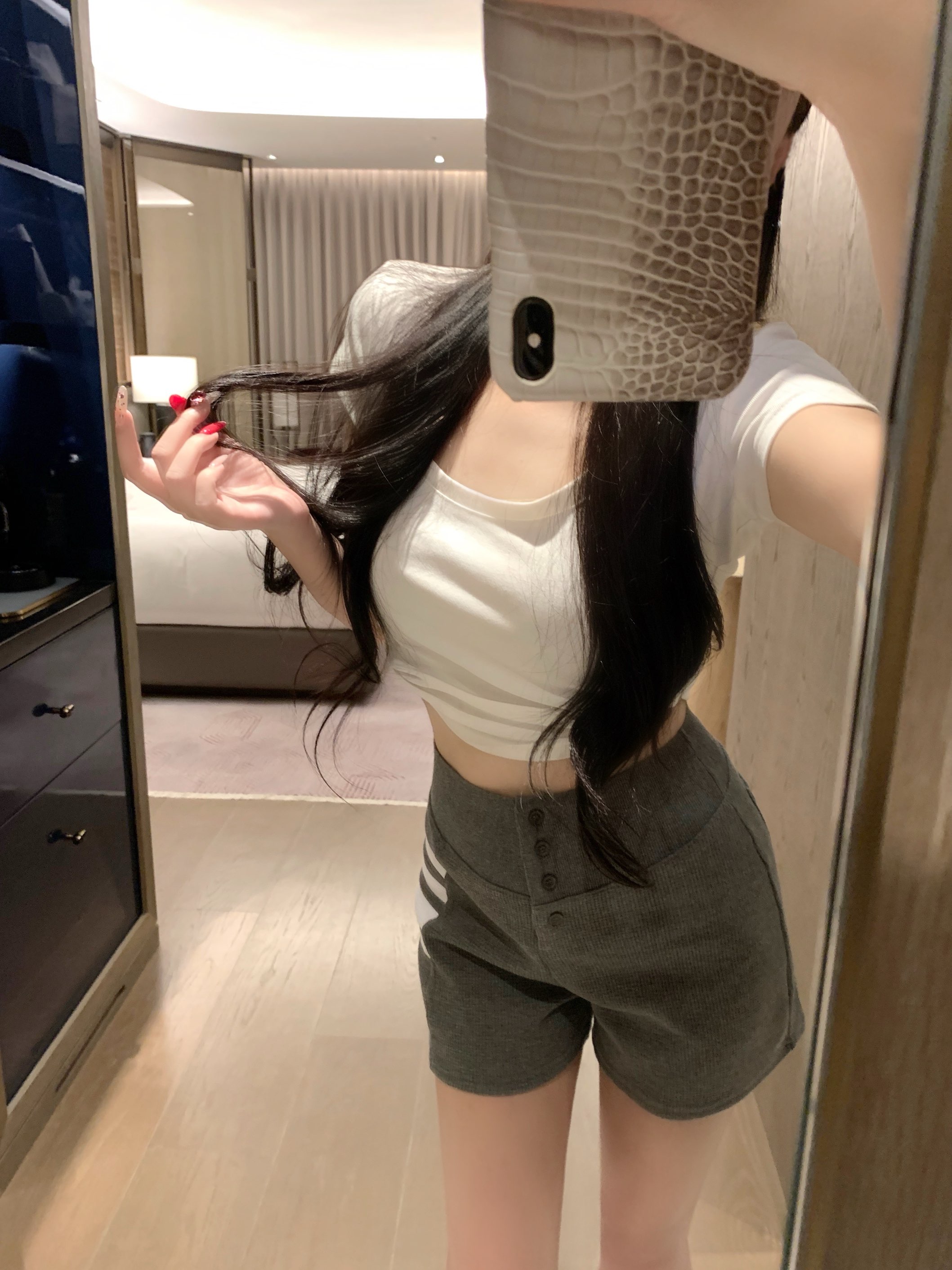 92743e1b4c652102be5241efde8b33c4_1754895454_5006.jpg