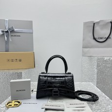발렌시아가 아워글래스