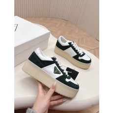 프라다 스니커즈