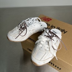미우미우 X 뉴발 530