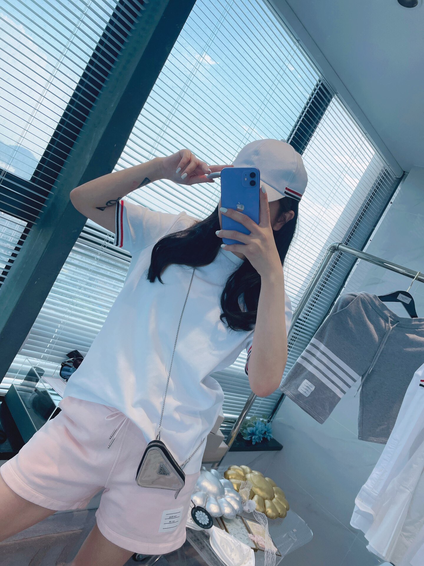 톰브라운 남여공용 반팔티