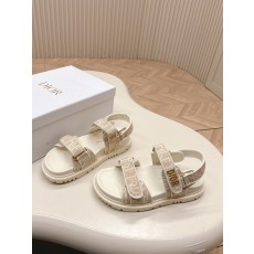 디올 샌들