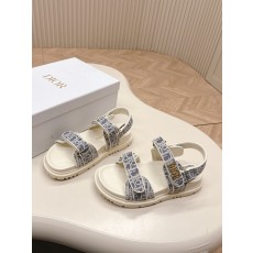 디올 샌들