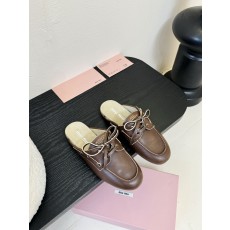미우미우 뮬