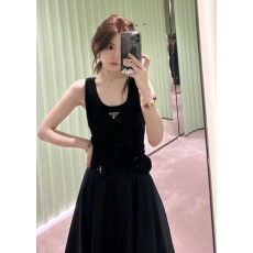 프라다 나시