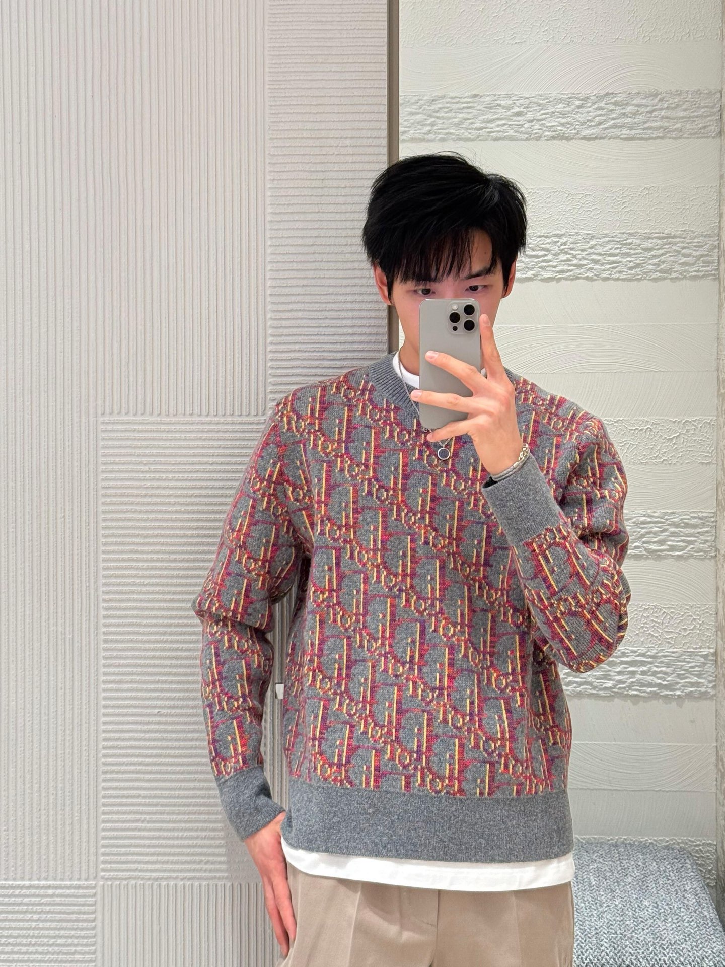 디올 니트