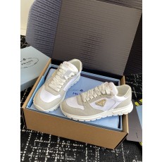 프라다 스니커즈