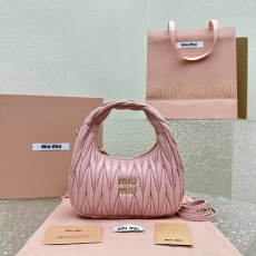 미우미우 호보백
