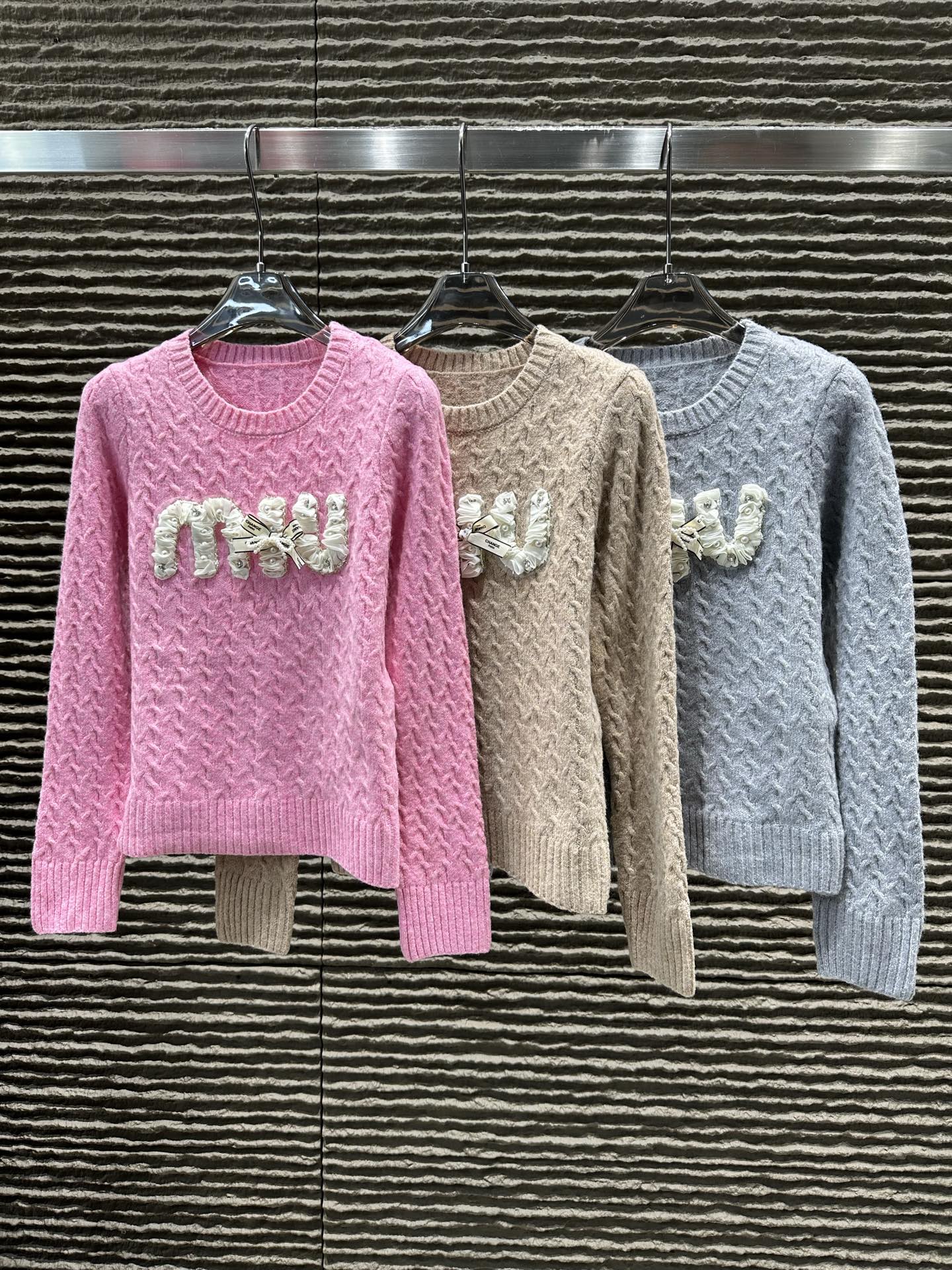 미우미우 니트