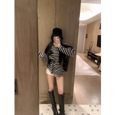 샤**넬 긴팔티