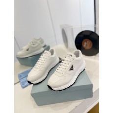프라다 스니커즈