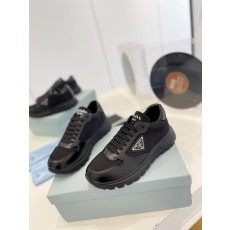 프라다 스니커즈