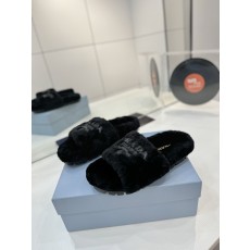 프라다 털슬리퍼
