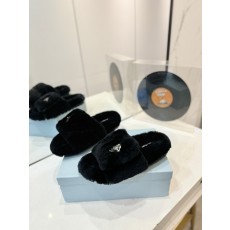 프라다 털슬리퍼