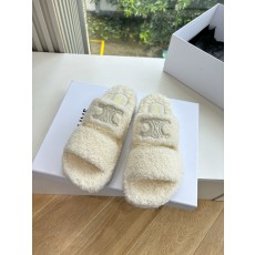 샤**넬 털슬리퍼