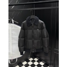 프라다 패딩
