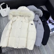프라다 패딩