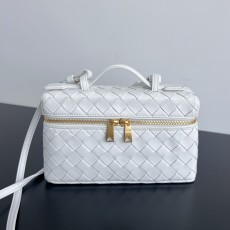 보테가 베니티 케이스