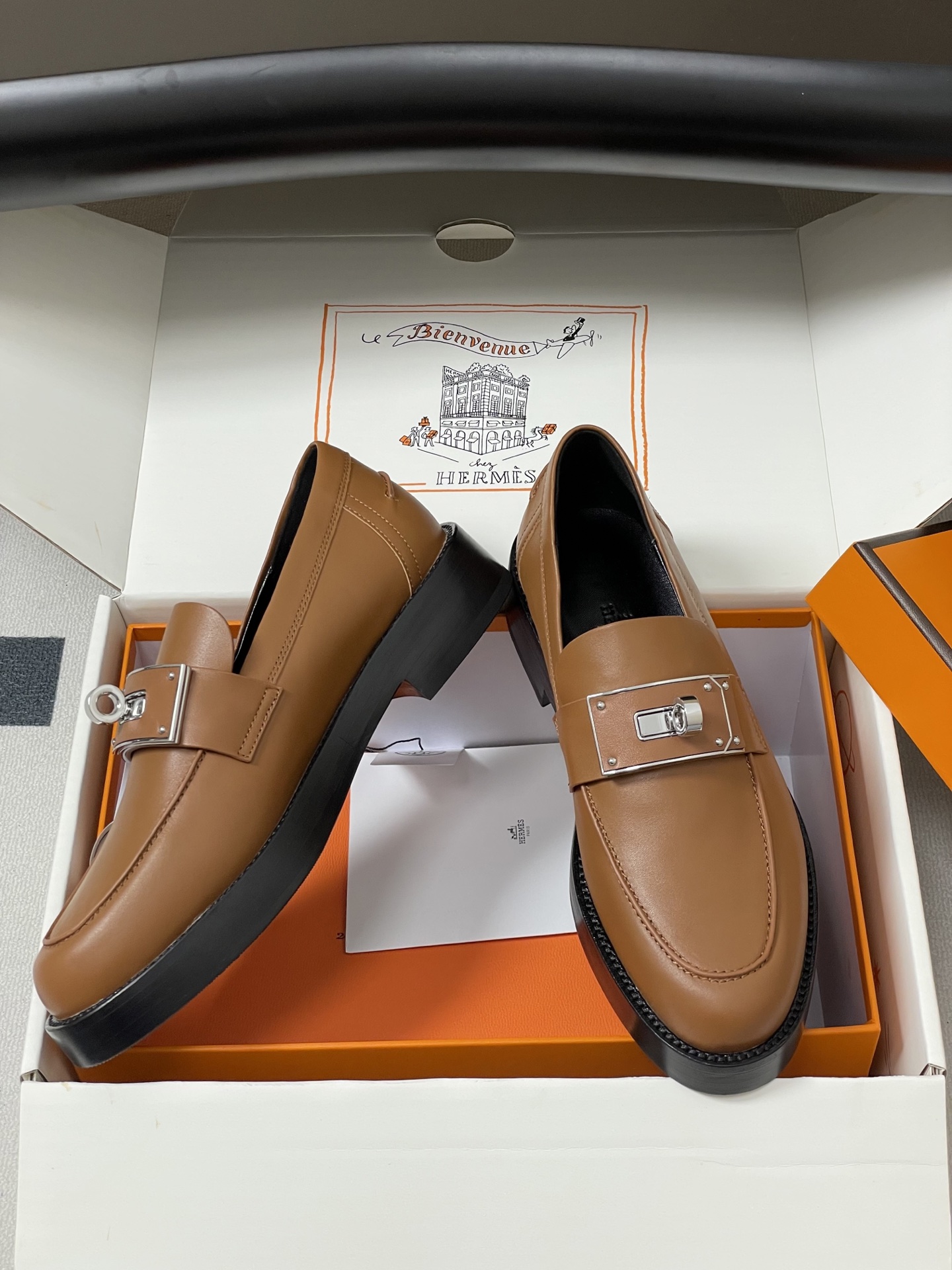 에르메스 로퍼(여성)