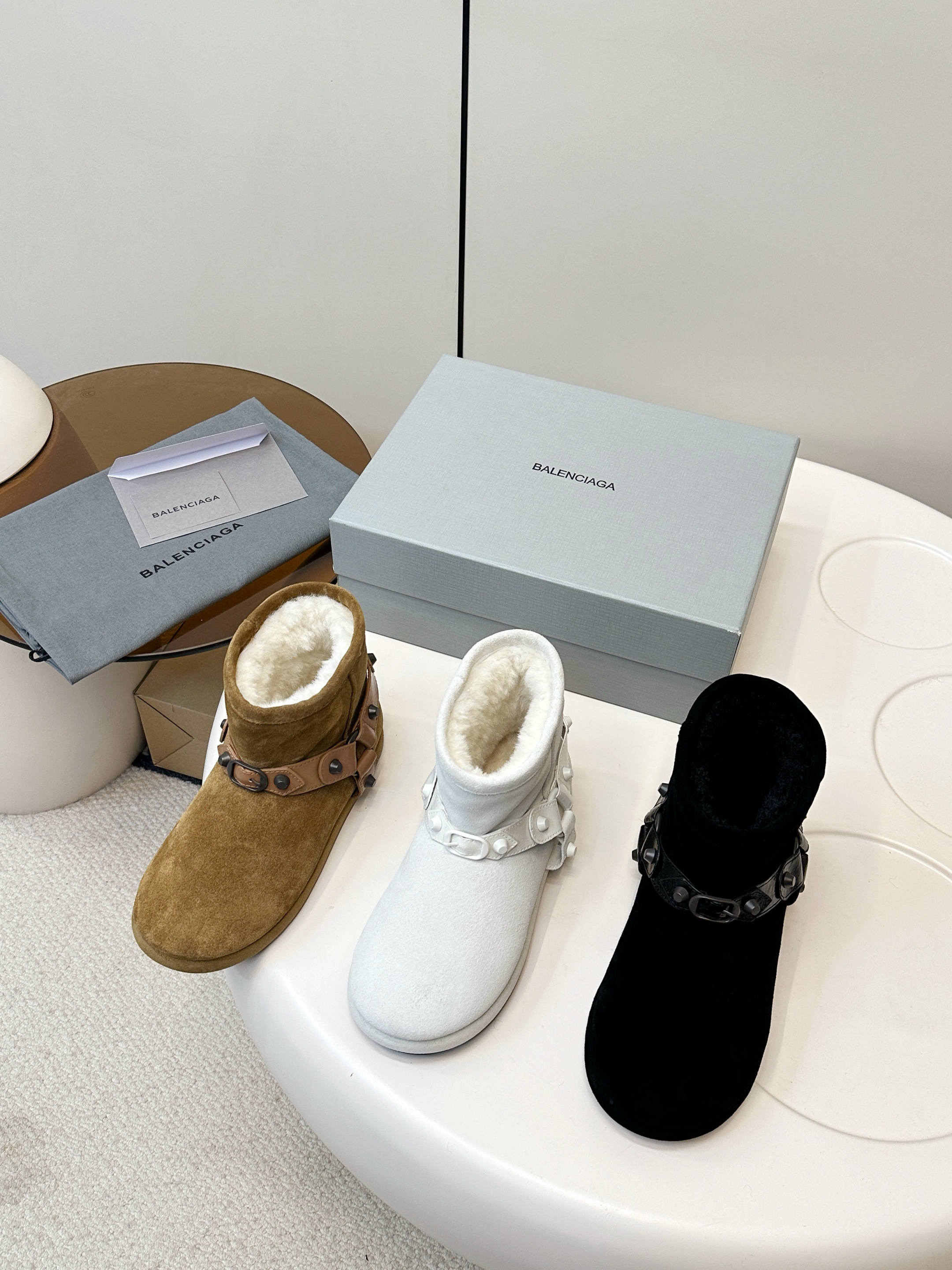 발렌시아가 어그부츠