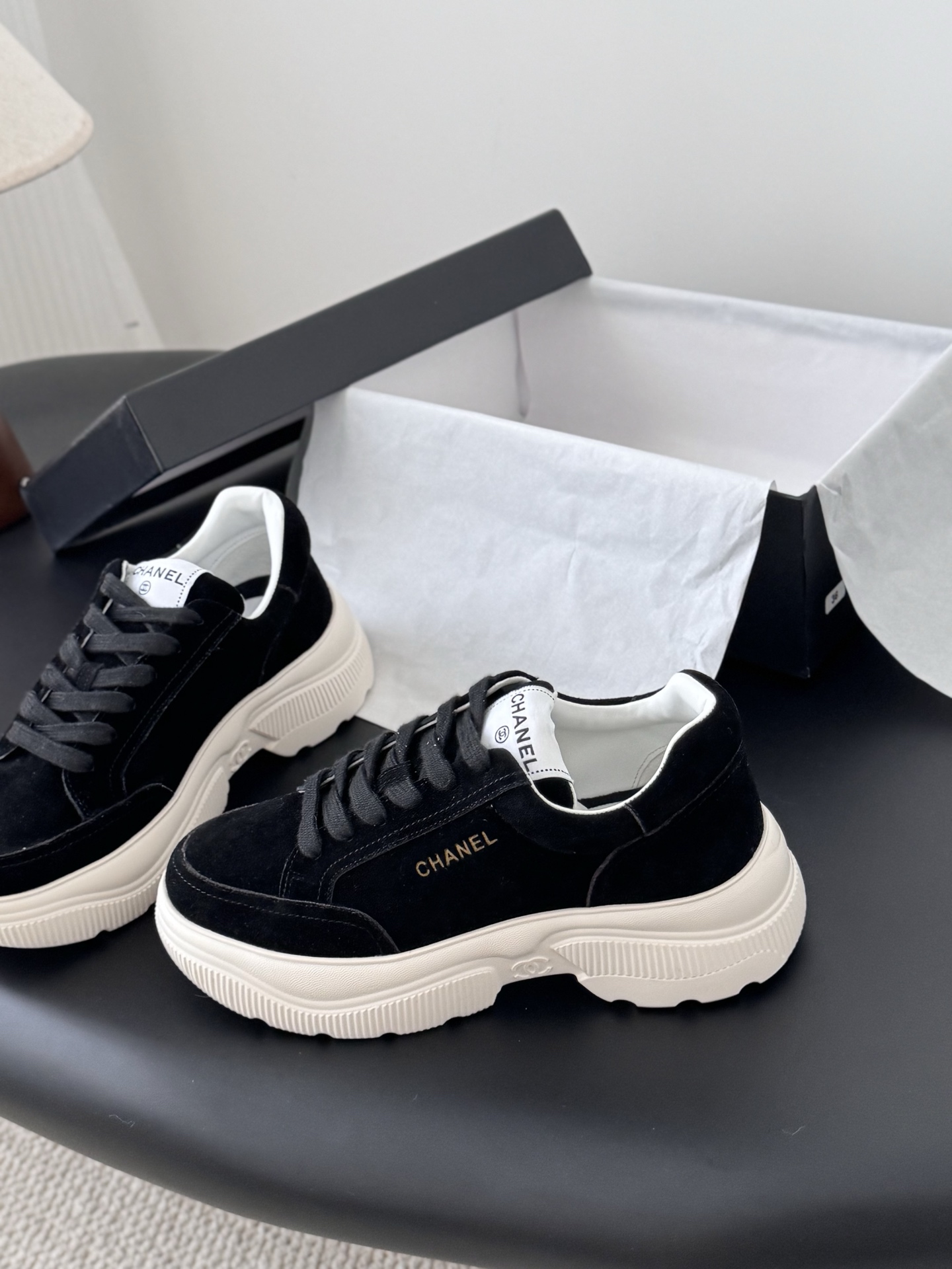 샤*넬 스니커즈