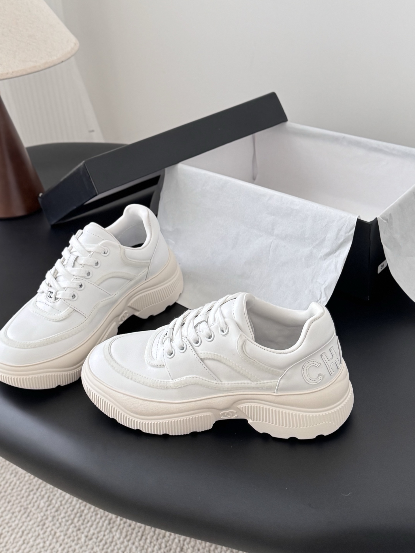 샤*넬 스니커즈