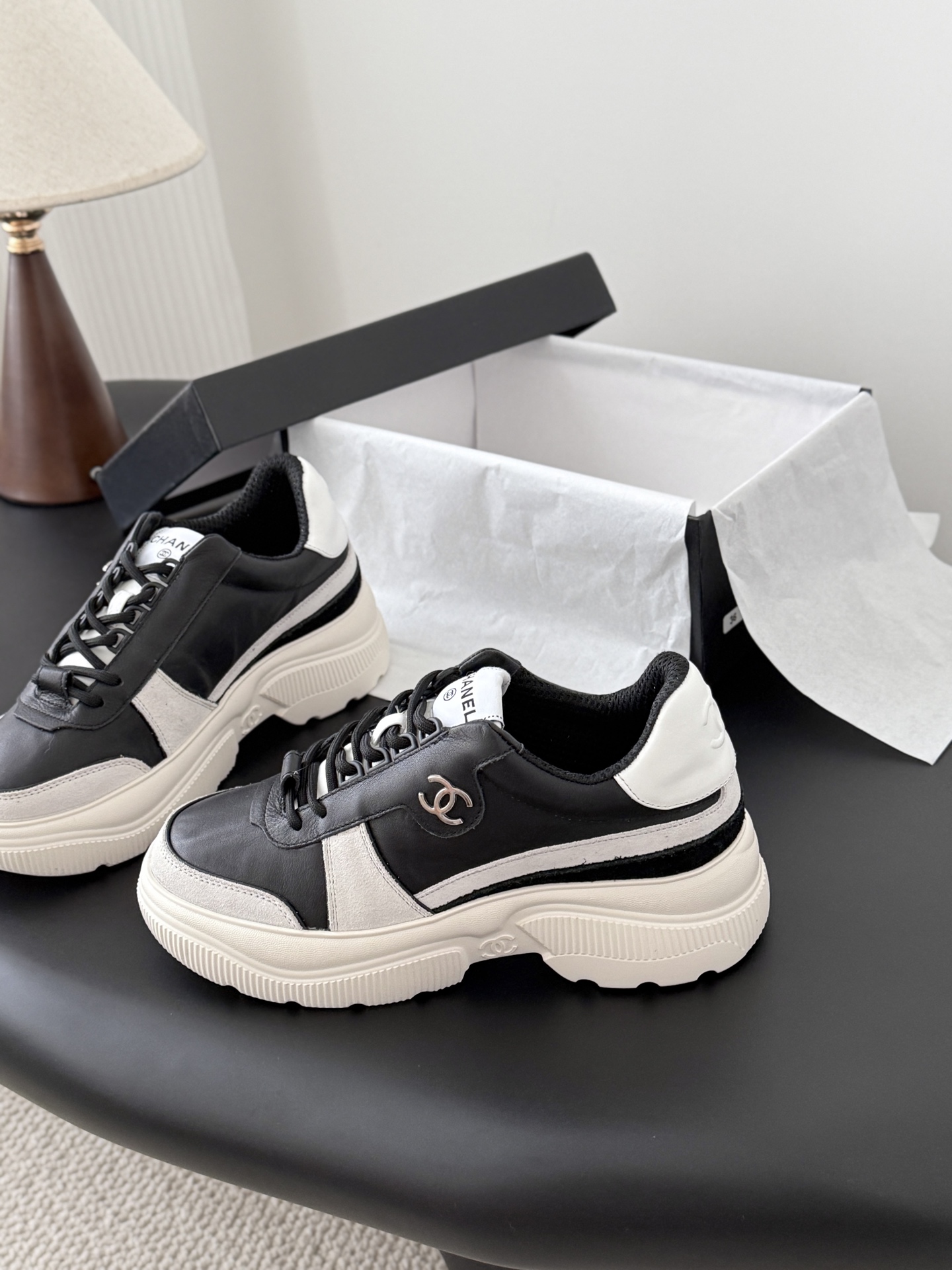 샤*넬 스니커즈