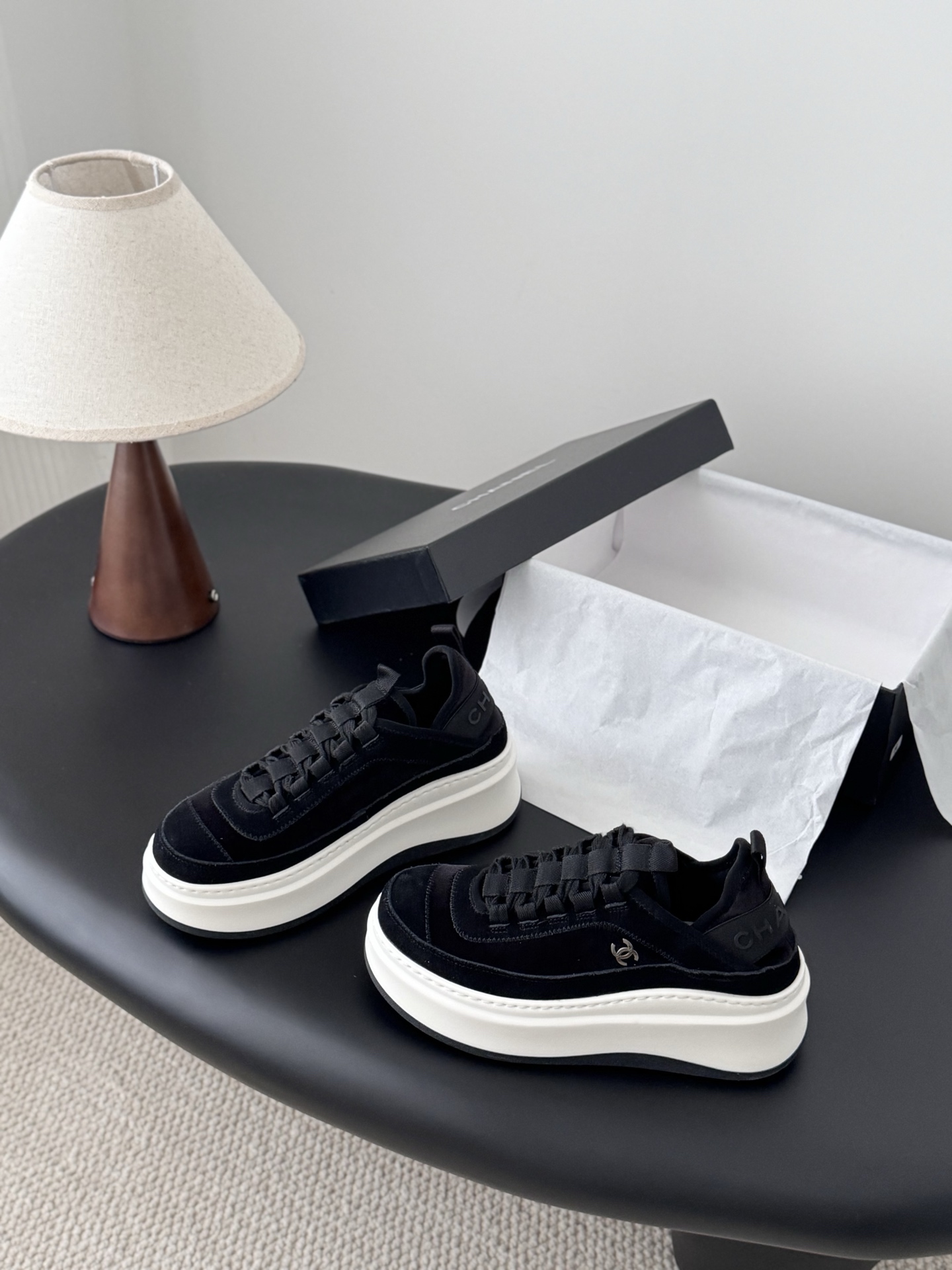 샤*넬 스니커즈