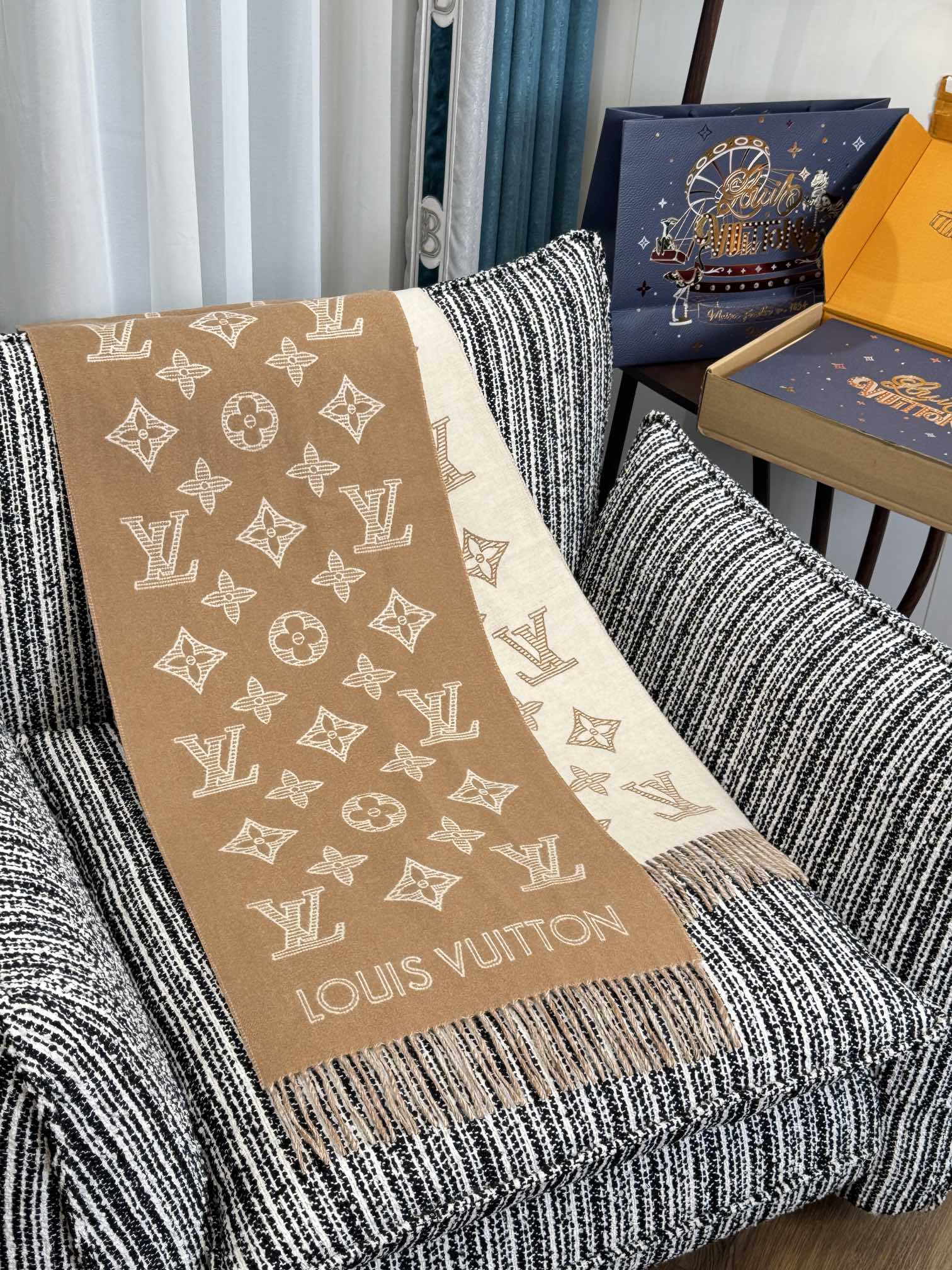 루이비통 머플러