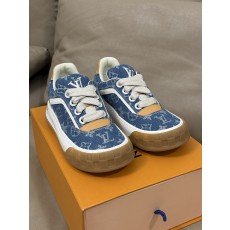 루이비통 스니커즈