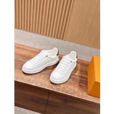 루이비통 스니커즈