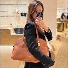 루이비통 로우키 더플 토트 M28029