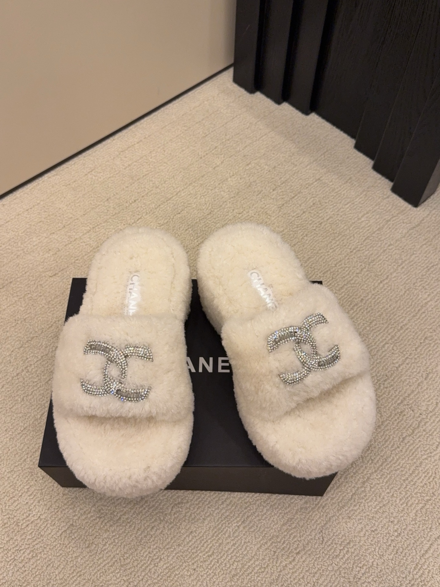 샤*넬 슬리퍼