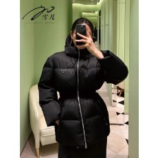 프라다 패딩