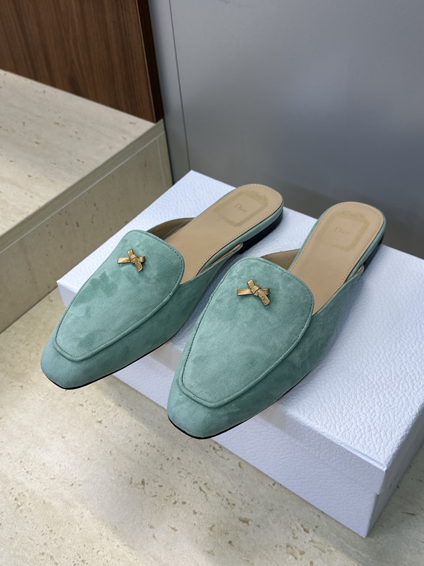 디올 뮬 블로퍼