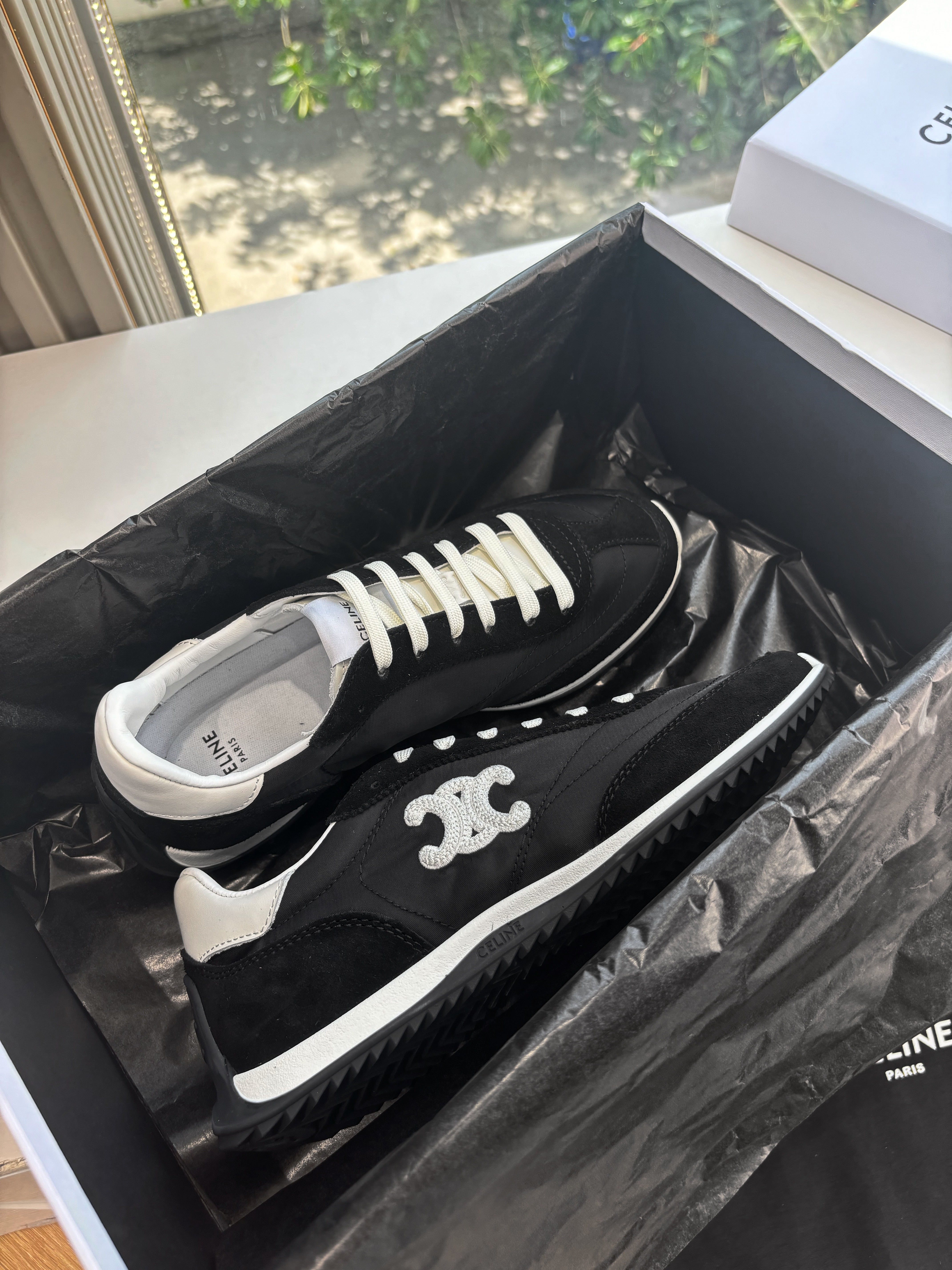 셀린느 스니커즈