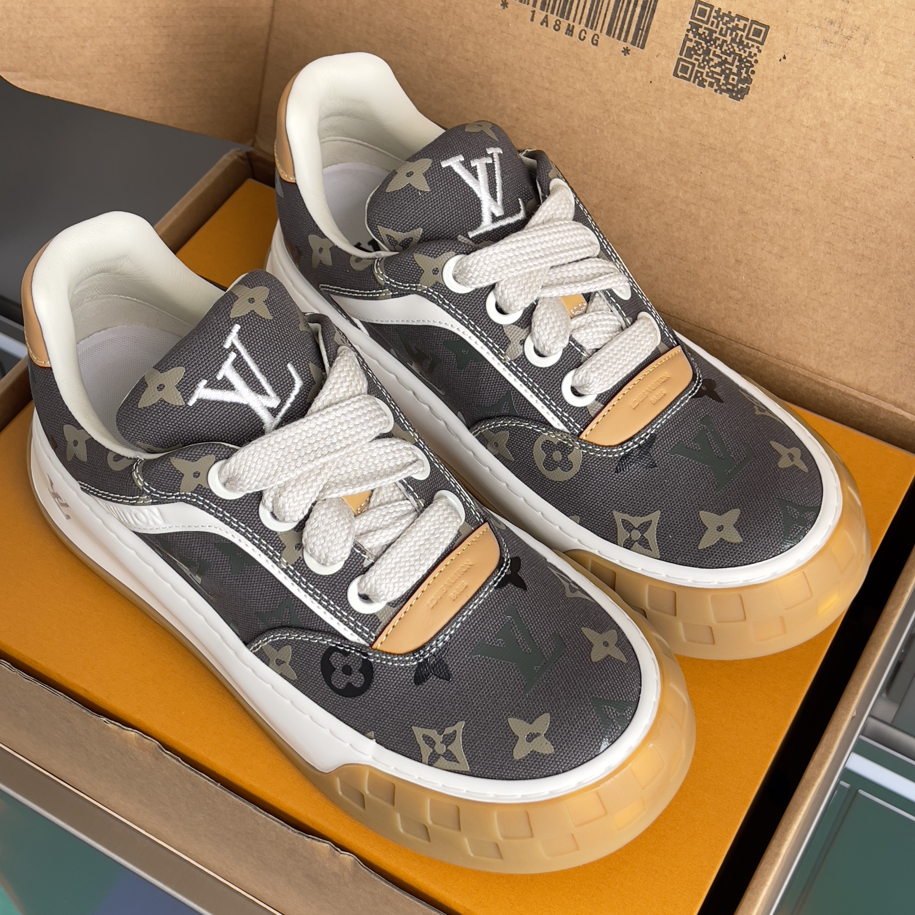 루이비통 스니커즈