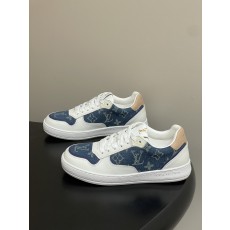 루이비통 스니커즈