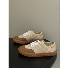 루이비통 스니커즈