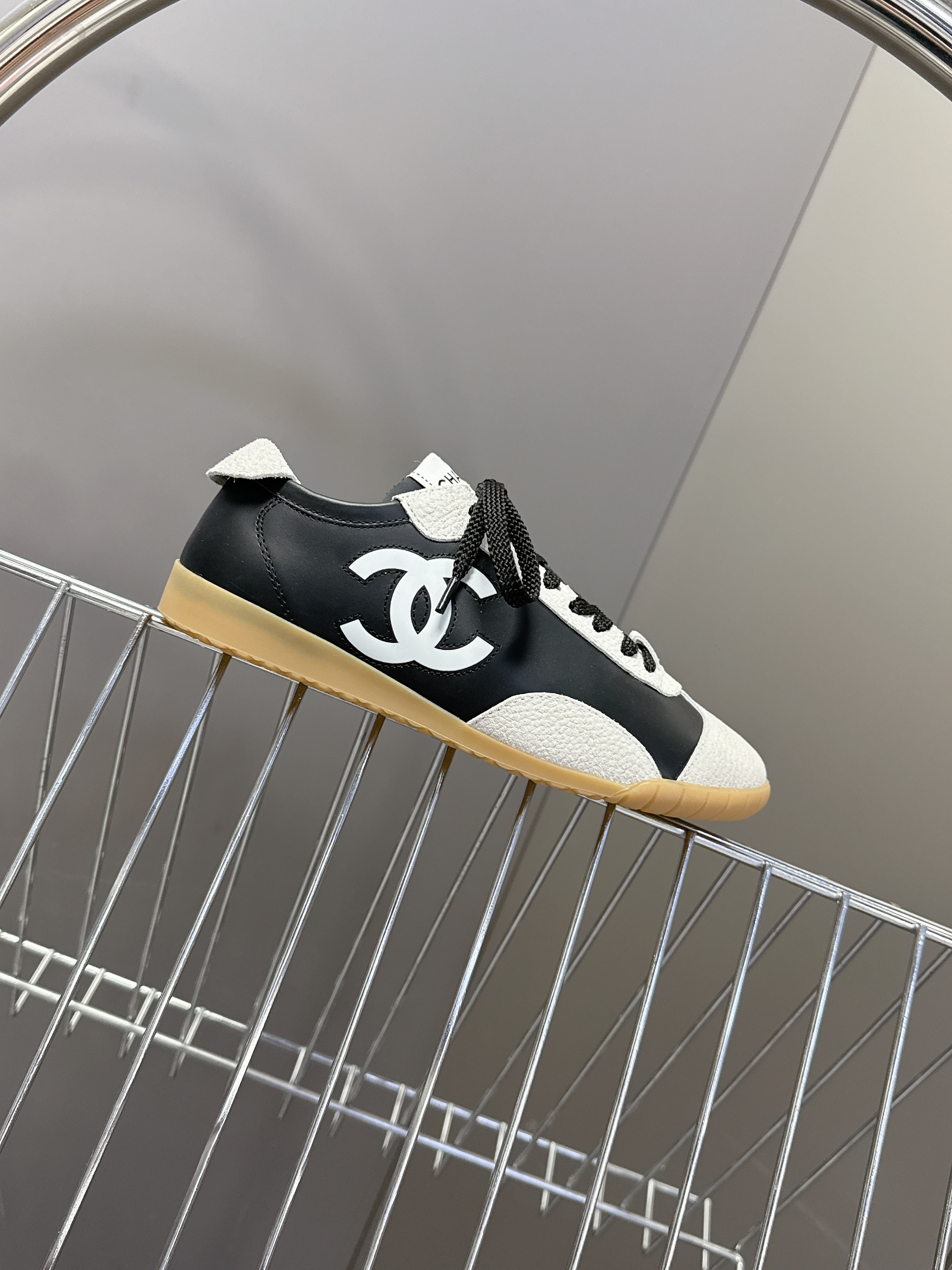 샤*넬 스니커즈