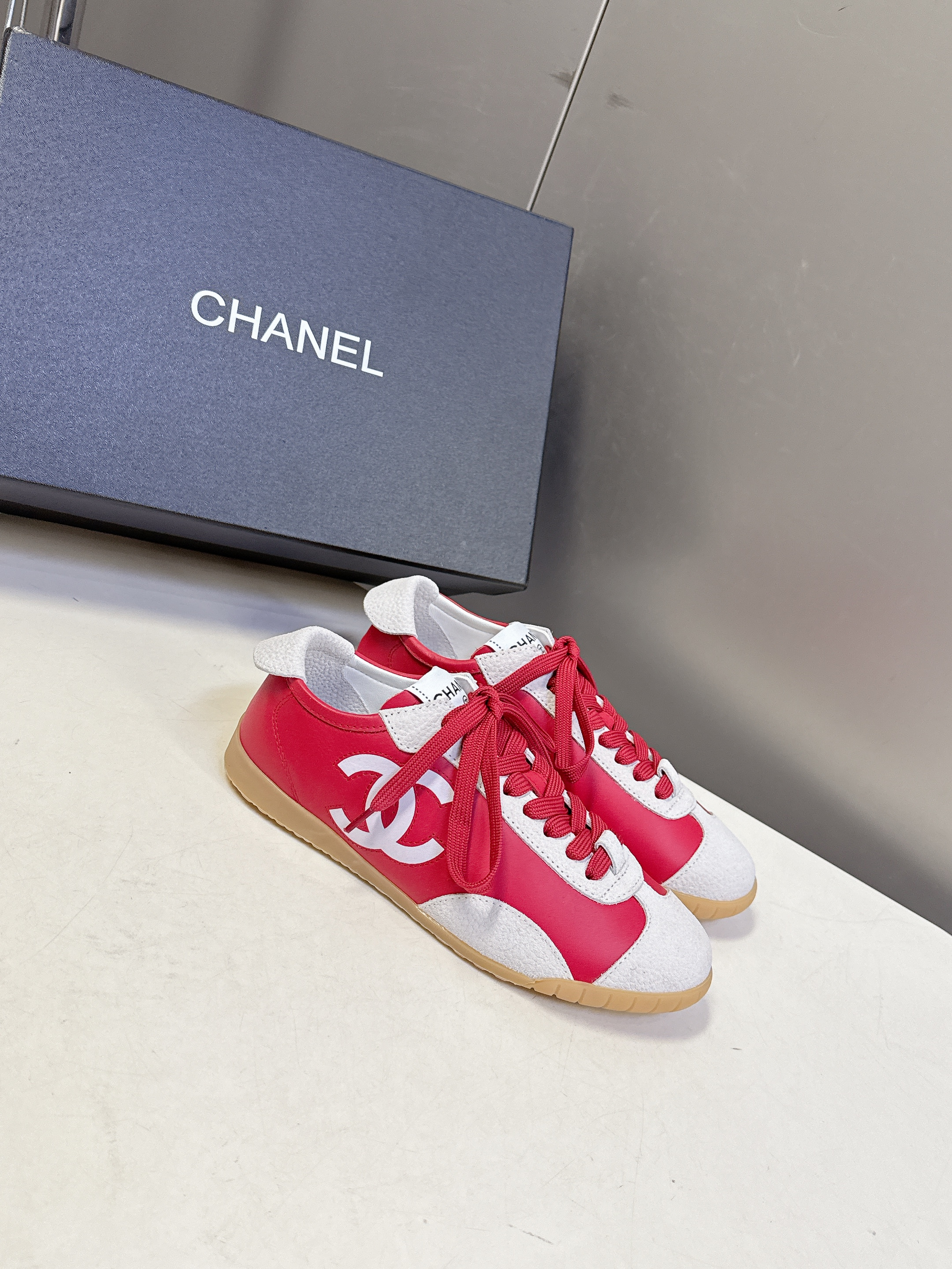 샤*넬 스니커즈