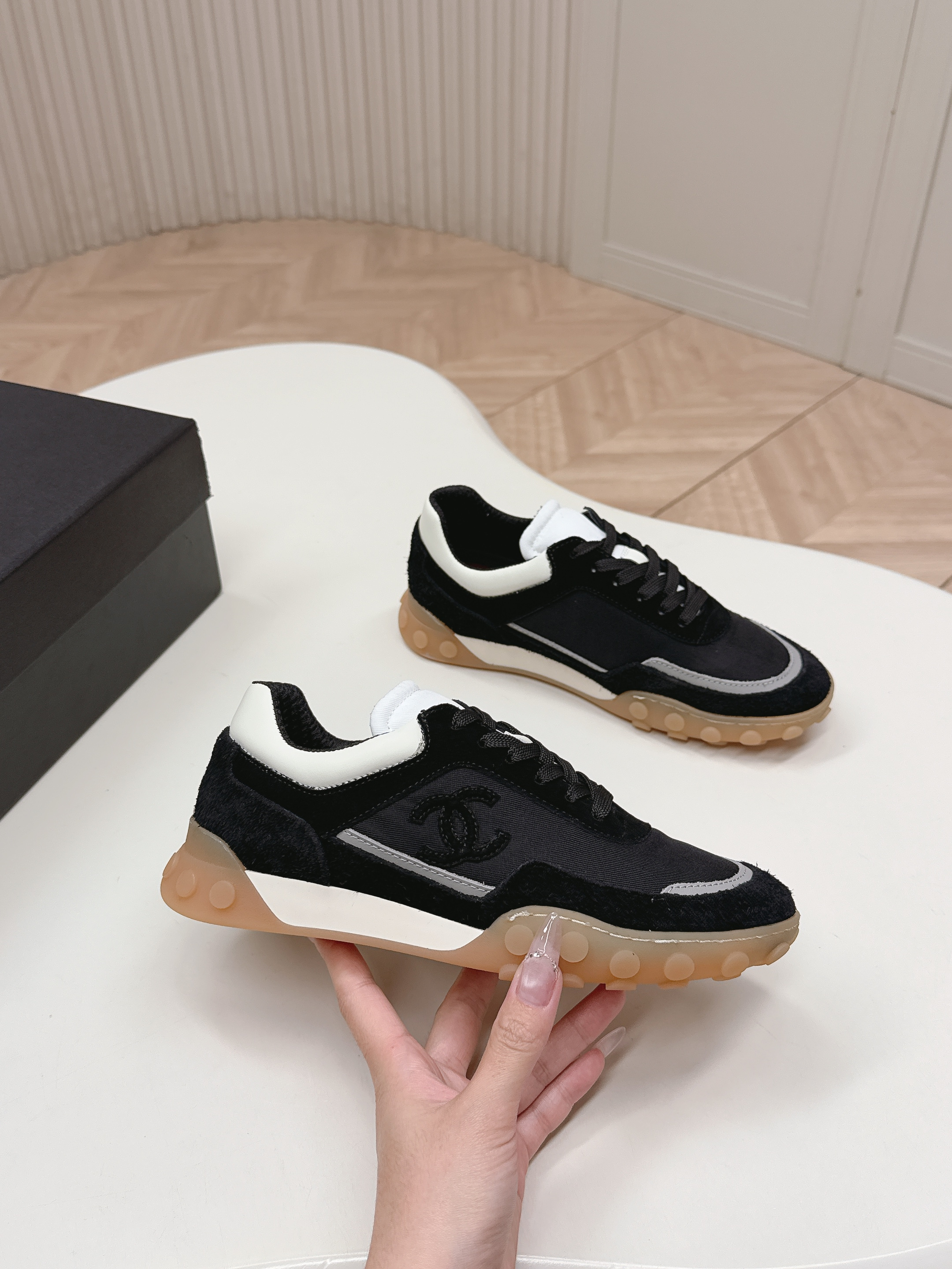 샤*넬 스니커즈