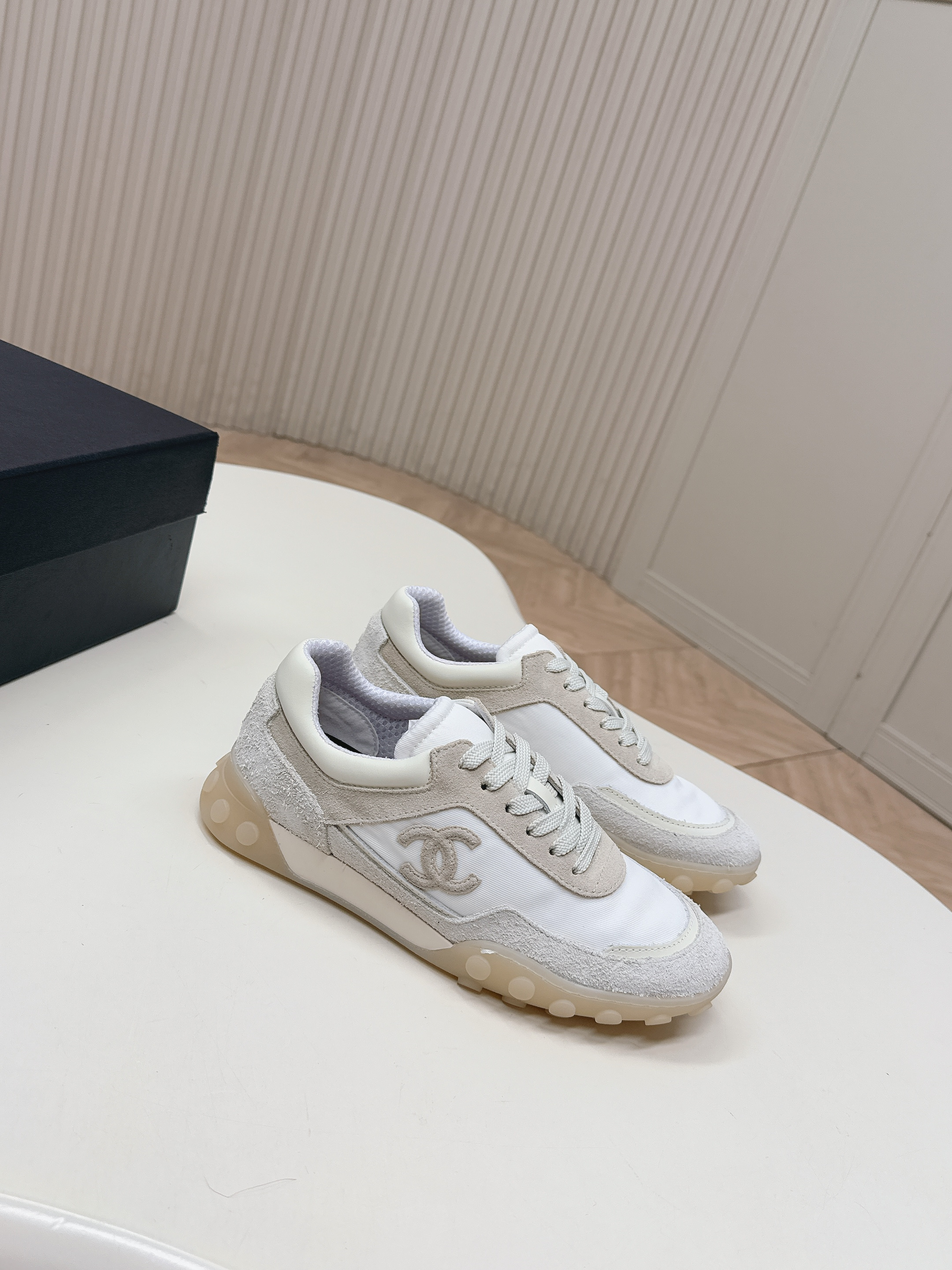 샤*넬 스니커즈